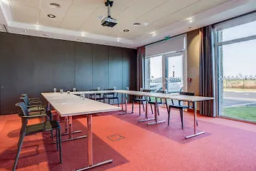 Hotel Parkest Genas France