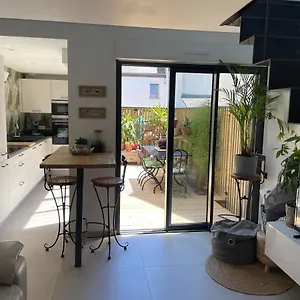  Hébergement de vacances Maison Bois France