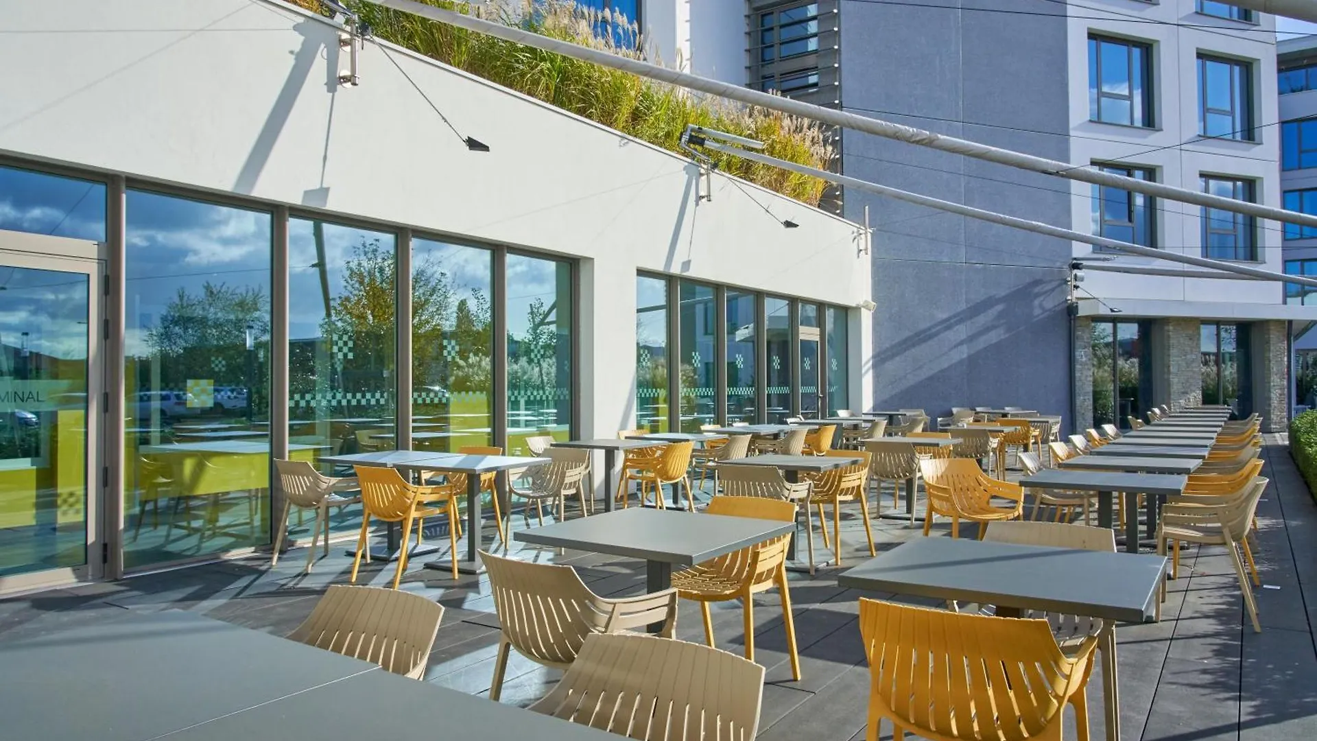 Hotel Parkest Genas France